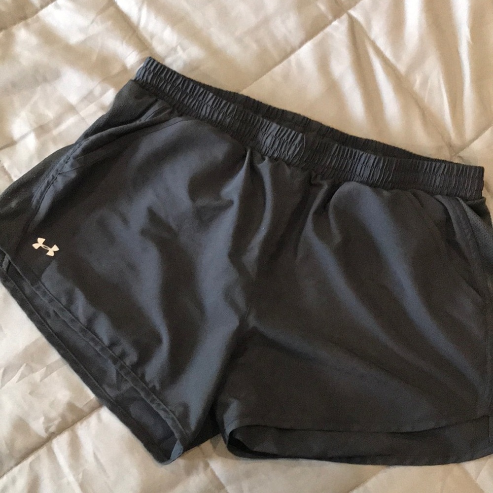Under Armor lined jogging shorts